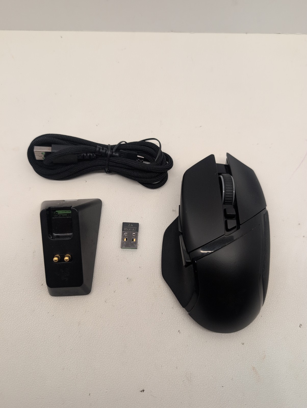 Razer Basilisk Ultimate Wireless Optical Gaming Mouse with Charging Dock #1