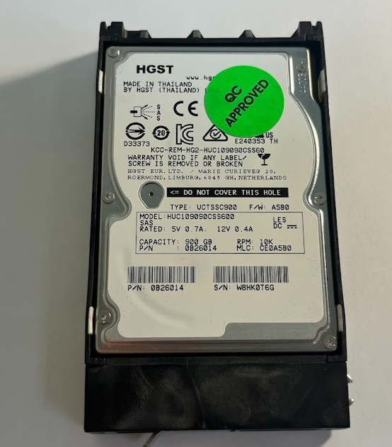 Lot of 10 EMC Isilon 900GB 10K SAS 2.5" HDD w/ Caddy 403-0115-01 HUC109090CSS600