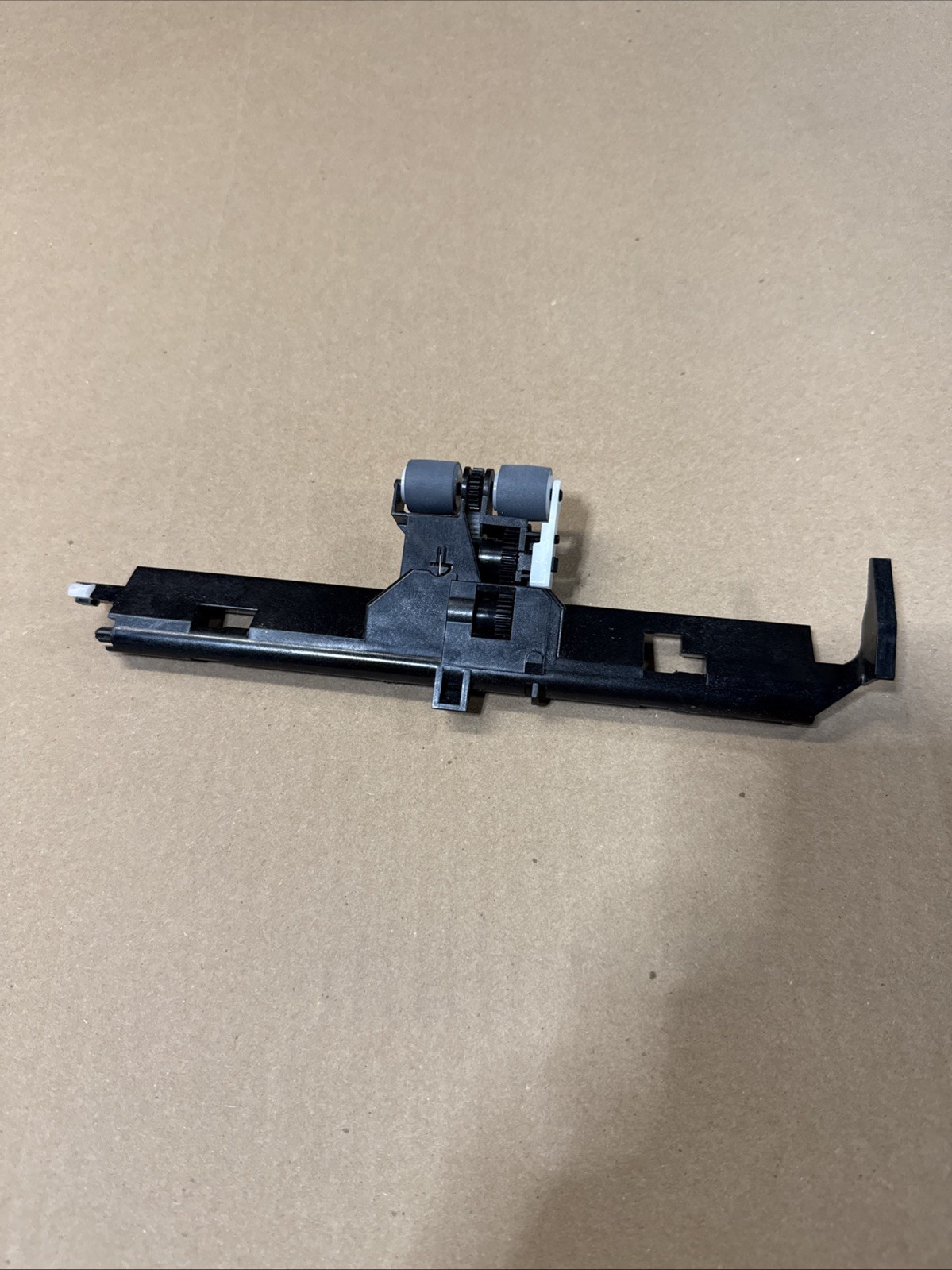 HP Main Pick Up Roller Officejet 5660 6958 6960 6962 6970 6978 8025 and 8035 OEM
