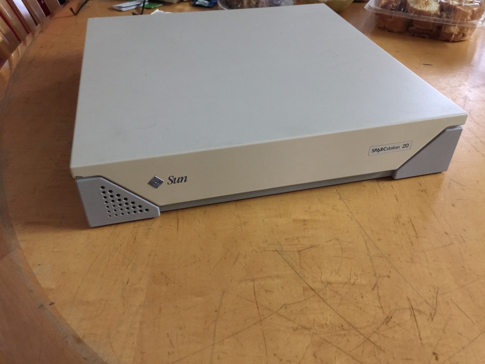 SUN SparcStation 20 , 125Mhz , 512mbRAM, 9gbHDD , Test-PASS ,  W:30d