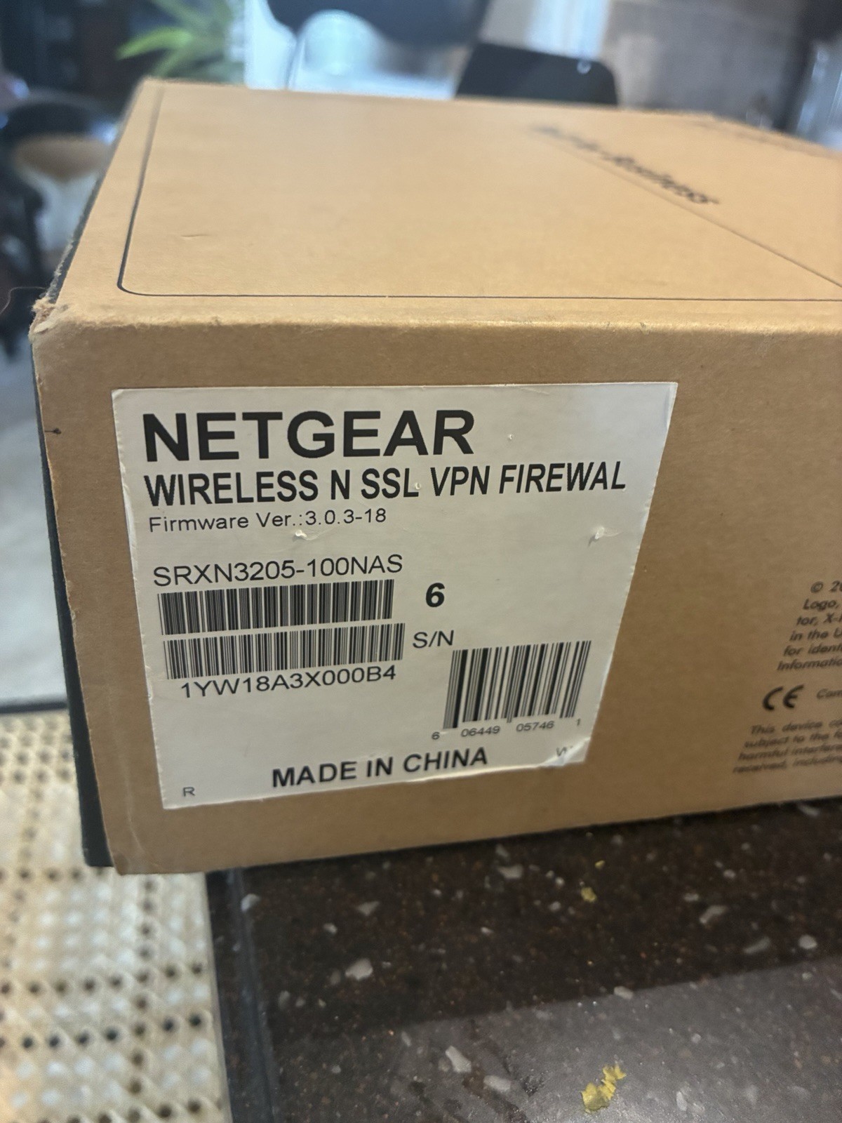 Netgear ProSAFE Wireless N SSL VPN Firewall SRXN3205