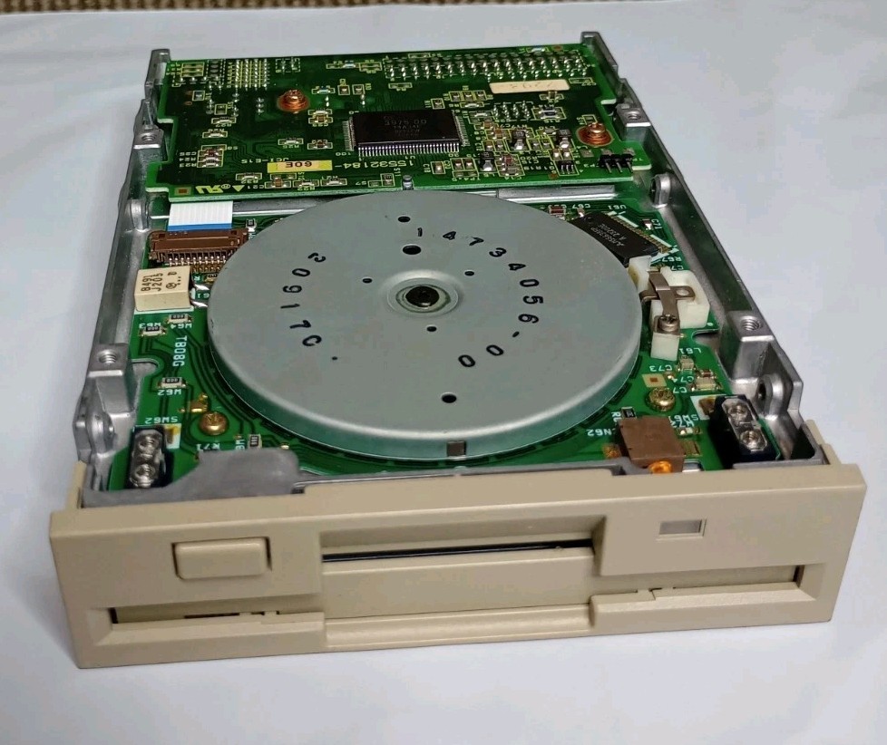 vintage 3.5-inch floppy disk drive, likely a TEAC FD-235HF  19307332-17
