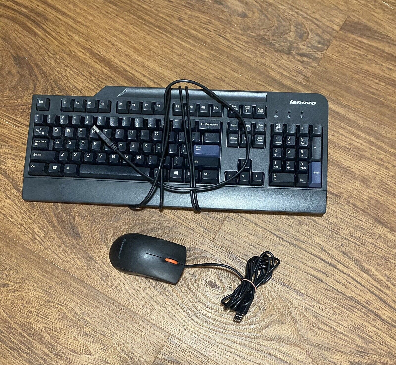 Lenovo KU-0225 USB Wired Keyboard  and Mouse 