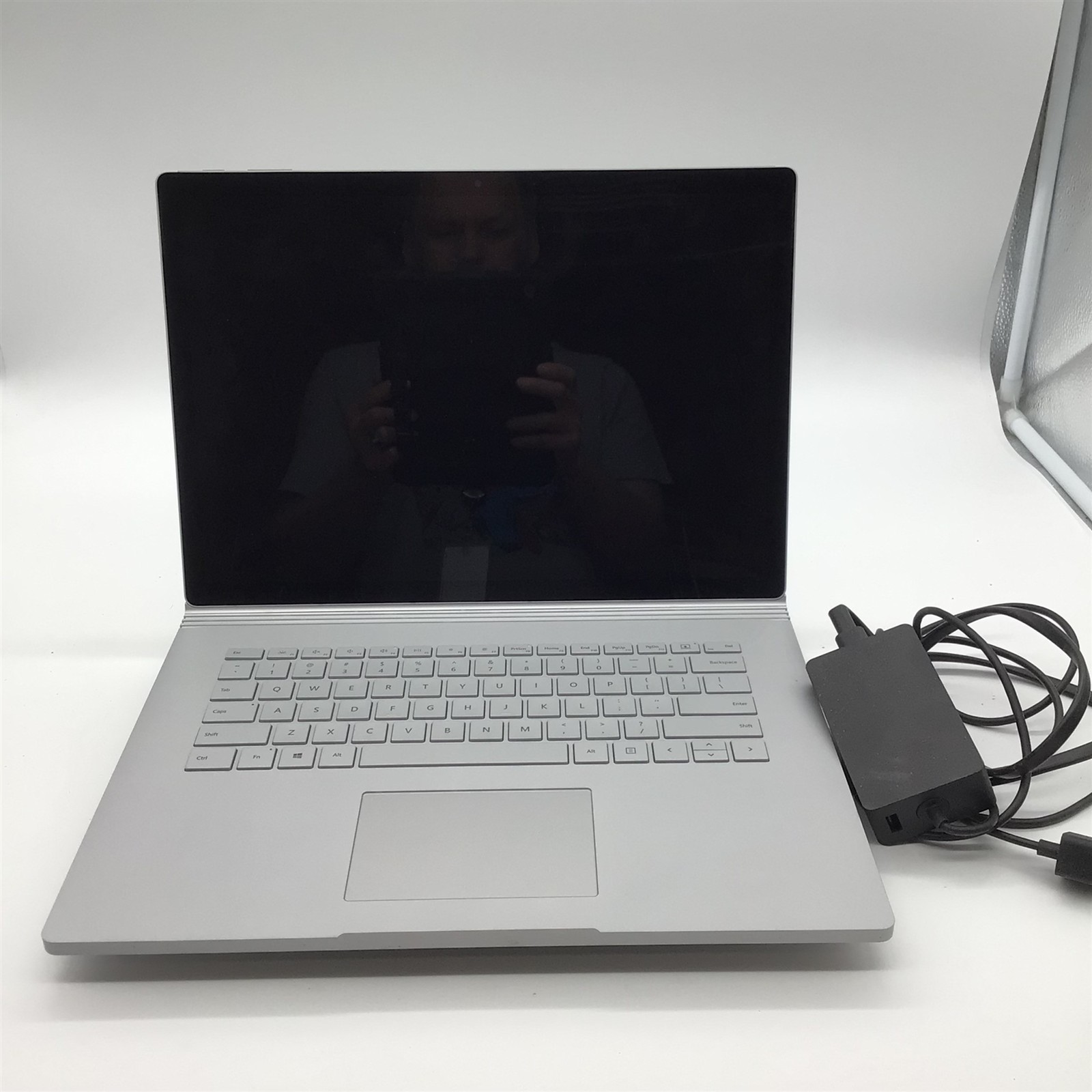 Microsoft Surface Book 3 15" 1899 i7-1065G7 1.30GHz/32GB/2TB NVMe Win 11 Pro