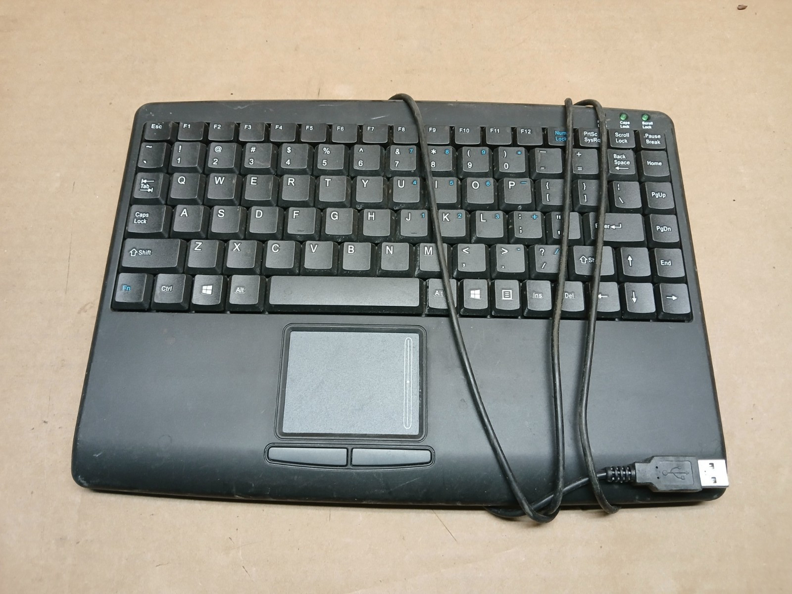 Adesso AKB-410UB SlimTouch USB-Wired Mini Keyboard