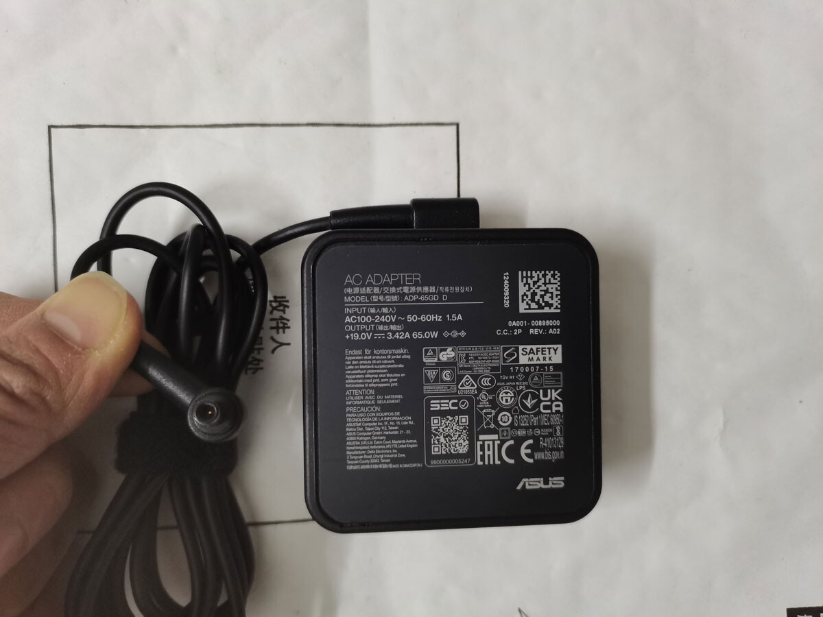 Genuine 19V 3.42A 65W ADP-65GD D FOR Asus ExpertBook P2451F 4.5mm Pin AC Adapter