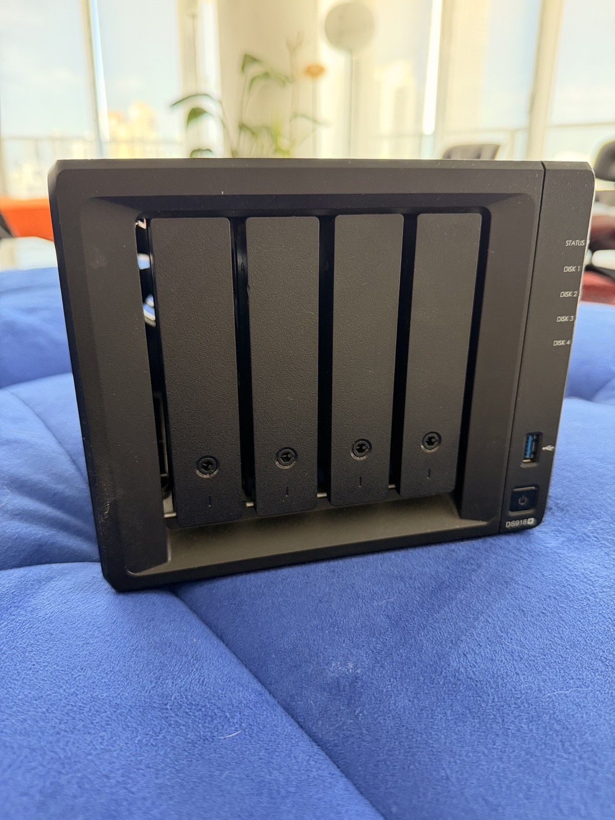 Synology DiskStation DS918+ 4-Bay Diskless NAS 16gb RAM Upgrade.