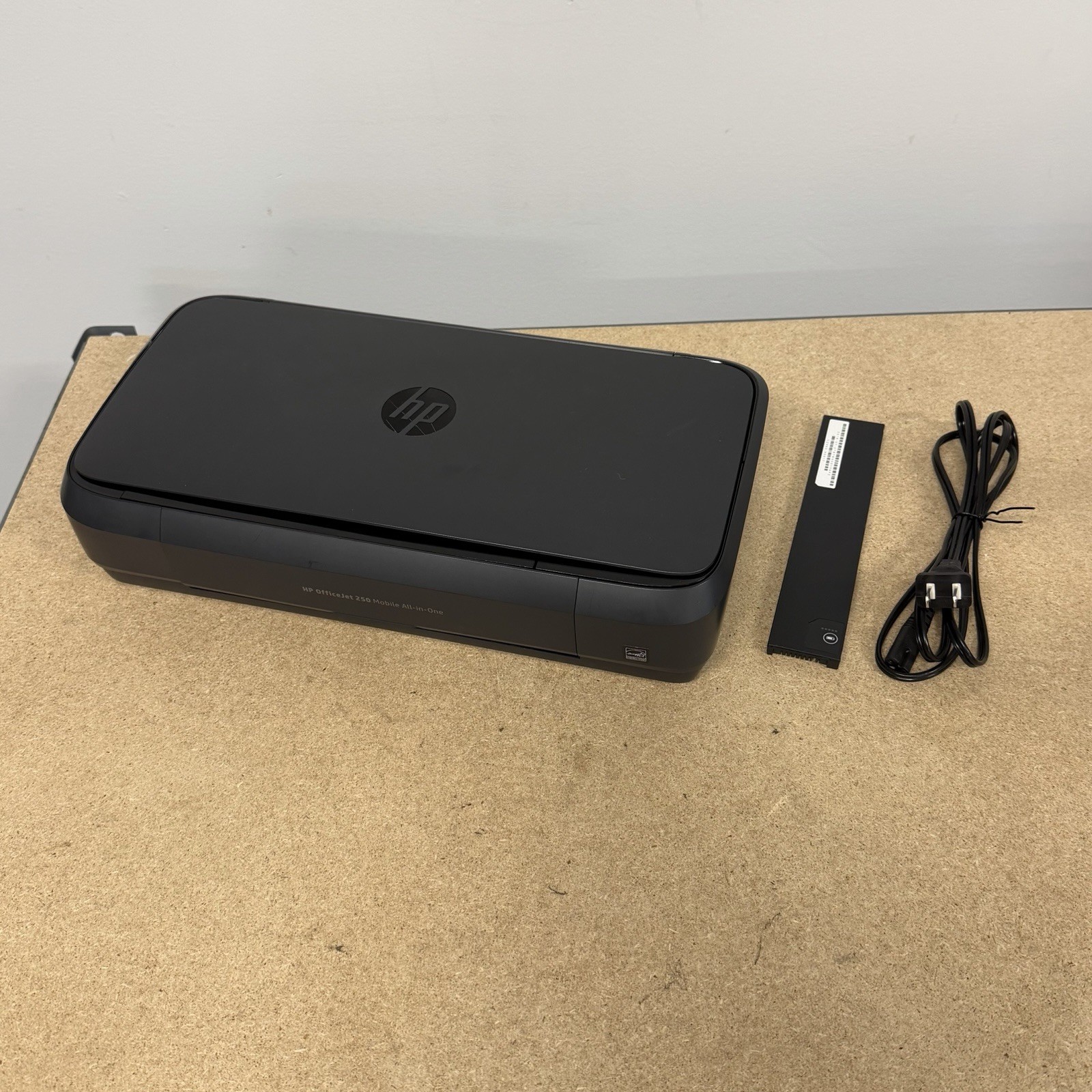 HP OfficeJet 250 Mobile All-in-One Printer With Battery Tested Read