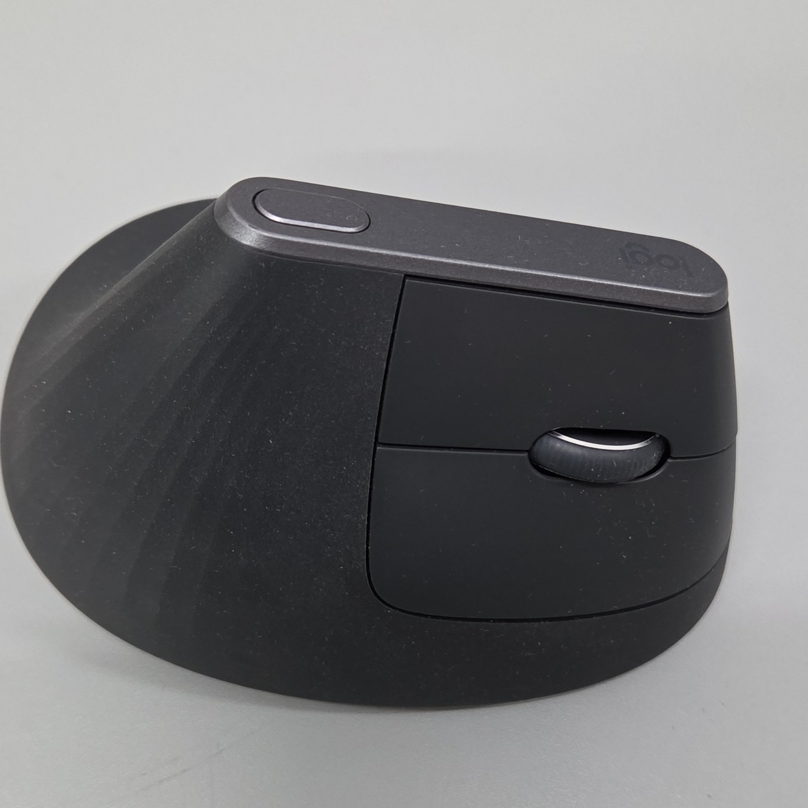 Logitech MX Vertical Ergonomic Wireless Mouse - Dark Grey - 4000 DPI
