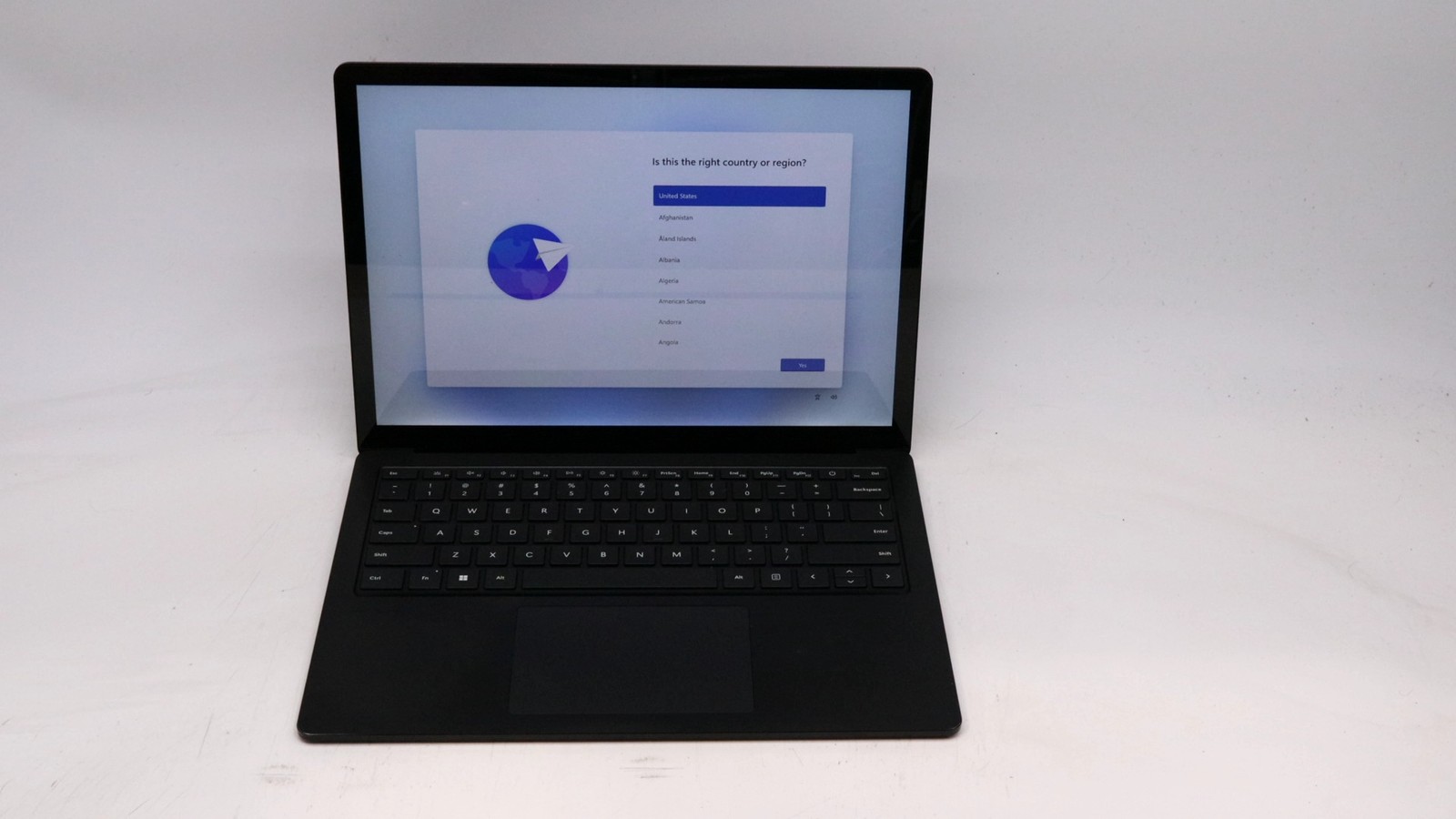 Microsoft Surface Laptop 5 13" i7-1265u 16GB 512GB - Good