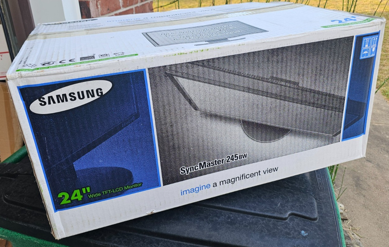 Samsung SyncMaster 245BW 24" LCD Monitor 1920x1200 NOS Sealed New Old Stock