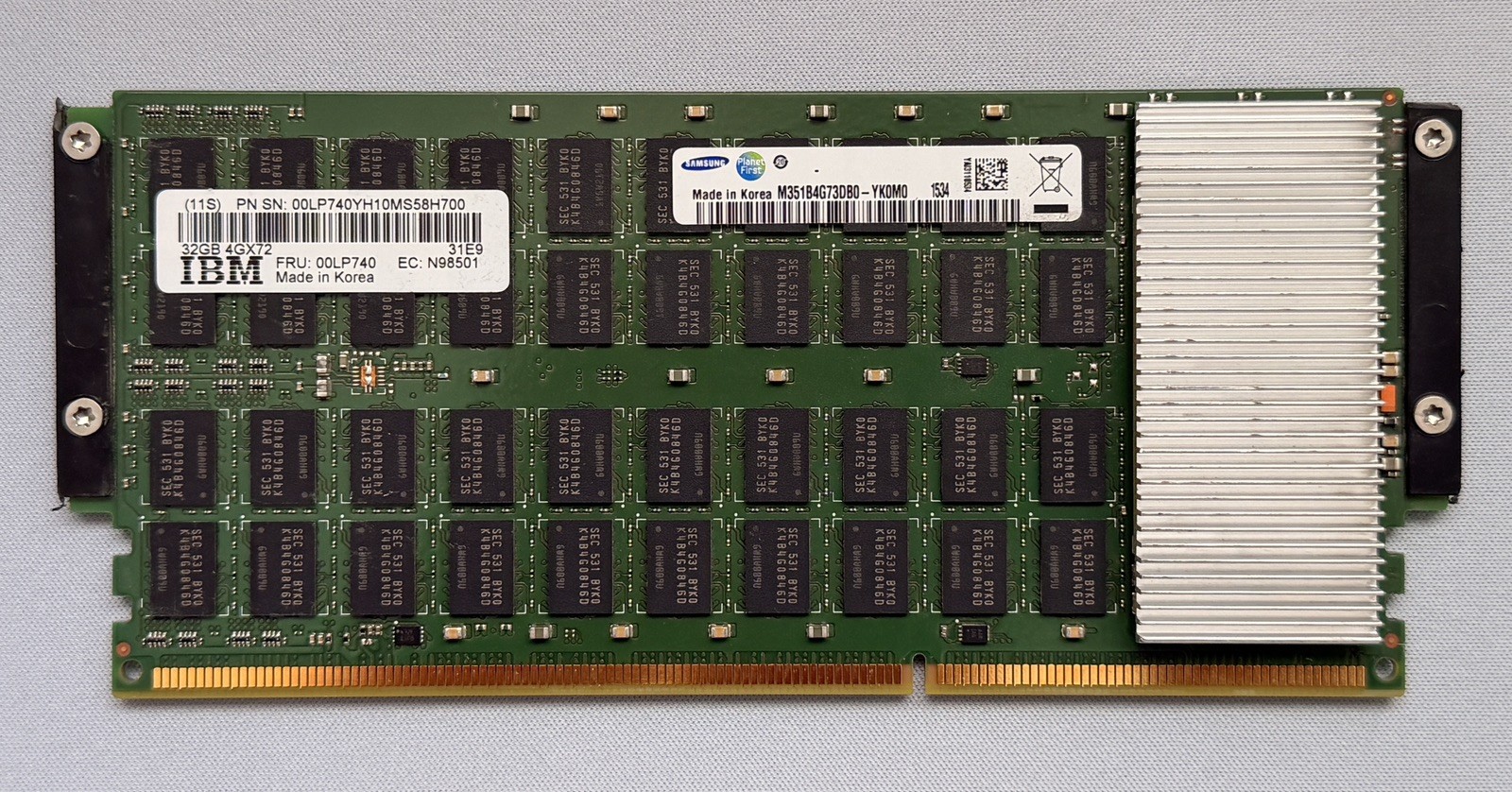 Samsung M351B4G73DB0-YK0M0 IBM FRU 00LP740 32GB 4Gx72 DDR3 CDIMM Server Memory