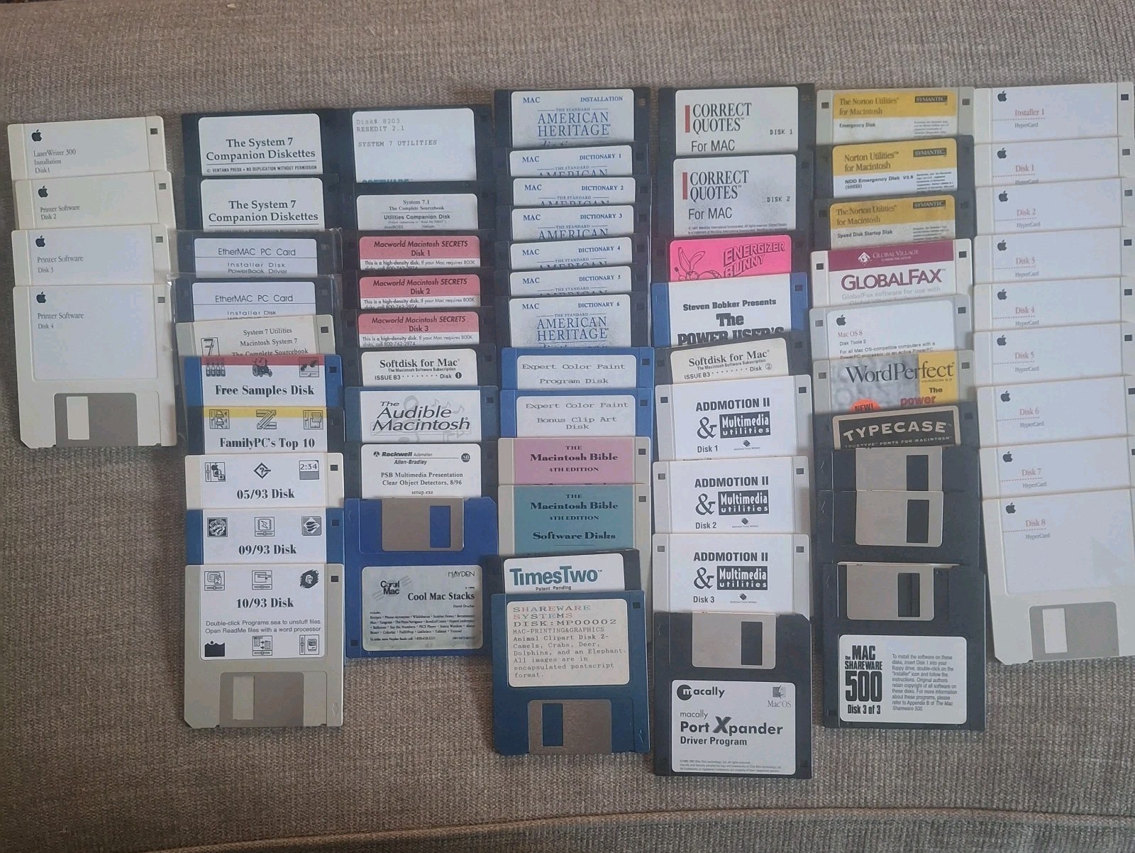 Lot of 64 Vintage Apple Macintosh Mac Floppy Disk - Software Install Dictionary 