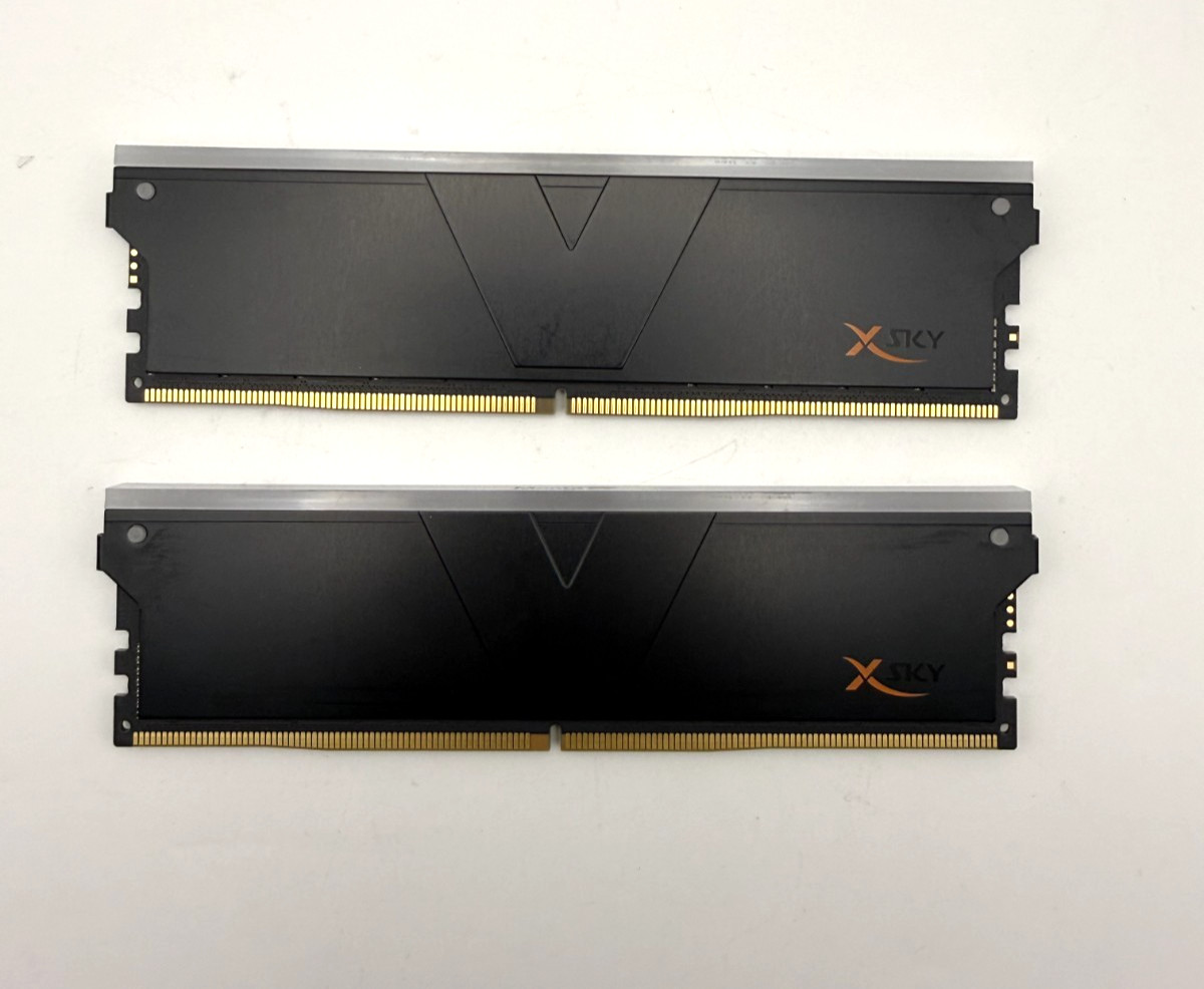 V-Color Manta XSky RGB 32GB (2x16GB) DDR5 6000 CL36 AMD EXPO RAM TMXSAL1660836KW