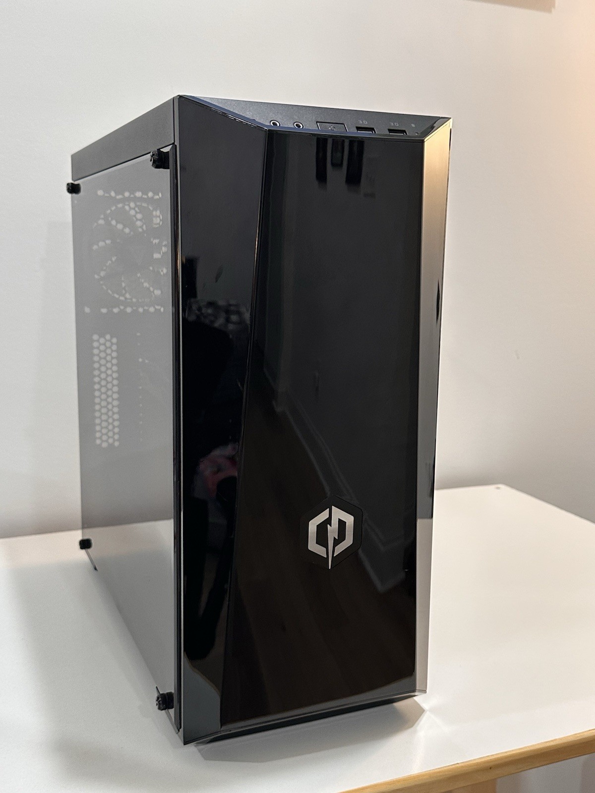 CyberPower Gaming PC Ryzen 3 3100 RX 550 2GB 40GB RAM + 2TB UnionSine External