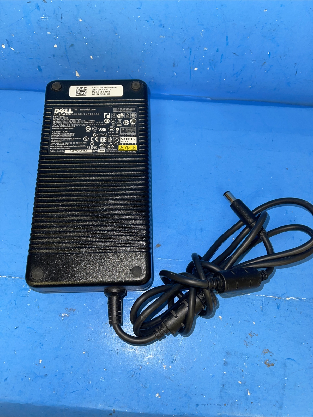 Genuine Dell 210W AC Adapter Power Charger w/Cord PA-7E DA210PE1-00 D846D 0D846D