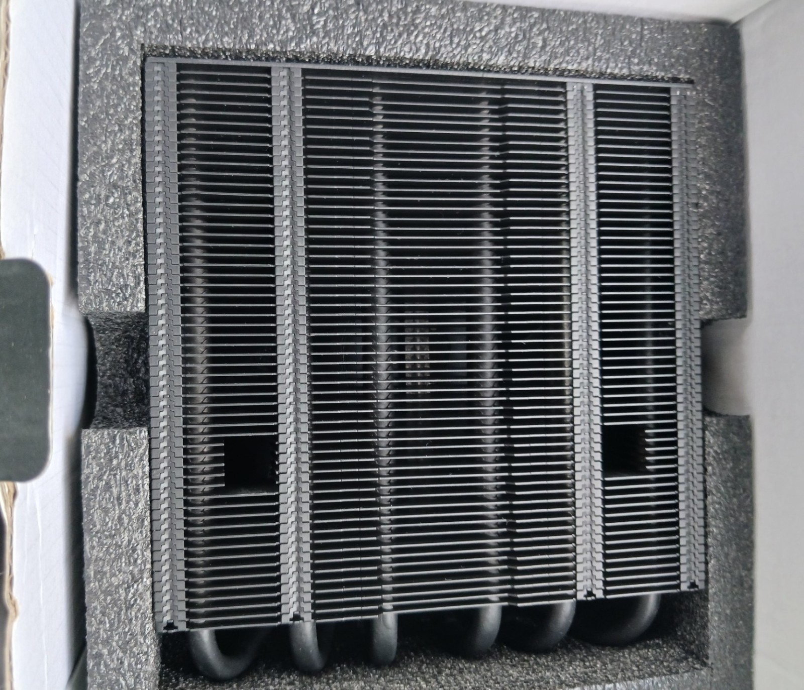 ID-COOLING IS-77-XT CPU HEAT PIPE COOLER NEW