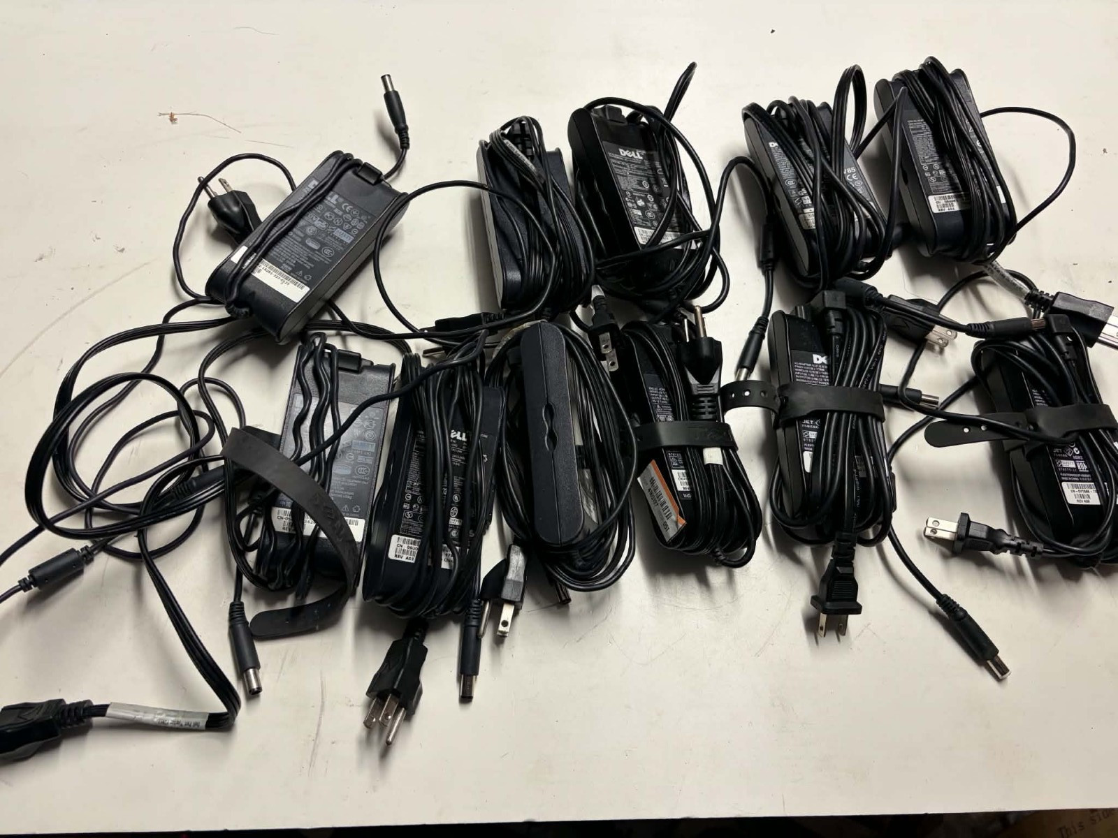 Lot of 11X Genuine Dell 65W 19.5V 3.34A  AC Adapter Charger W.  Power Cord 7.4mm