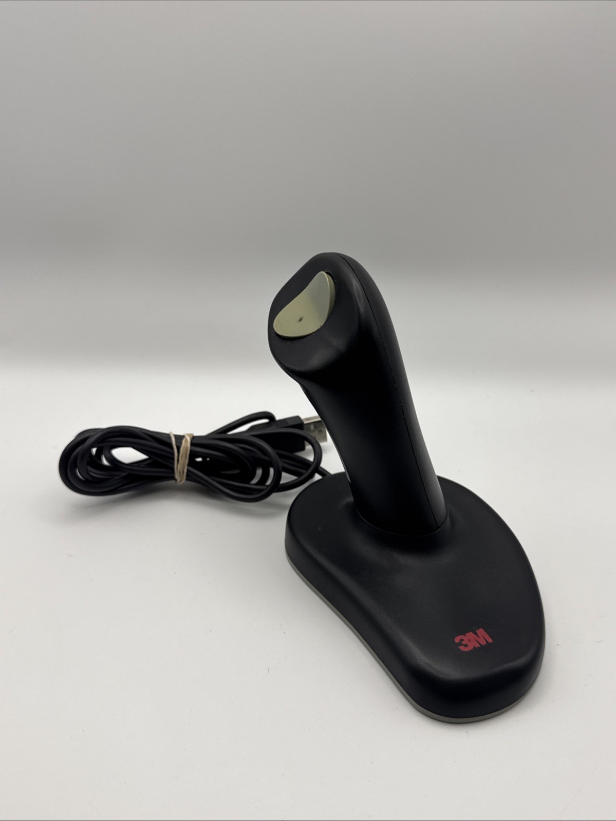 3M EM500GPS Ergonomic Optical Mouse USB Wired Vertical Grip Black, Excellent