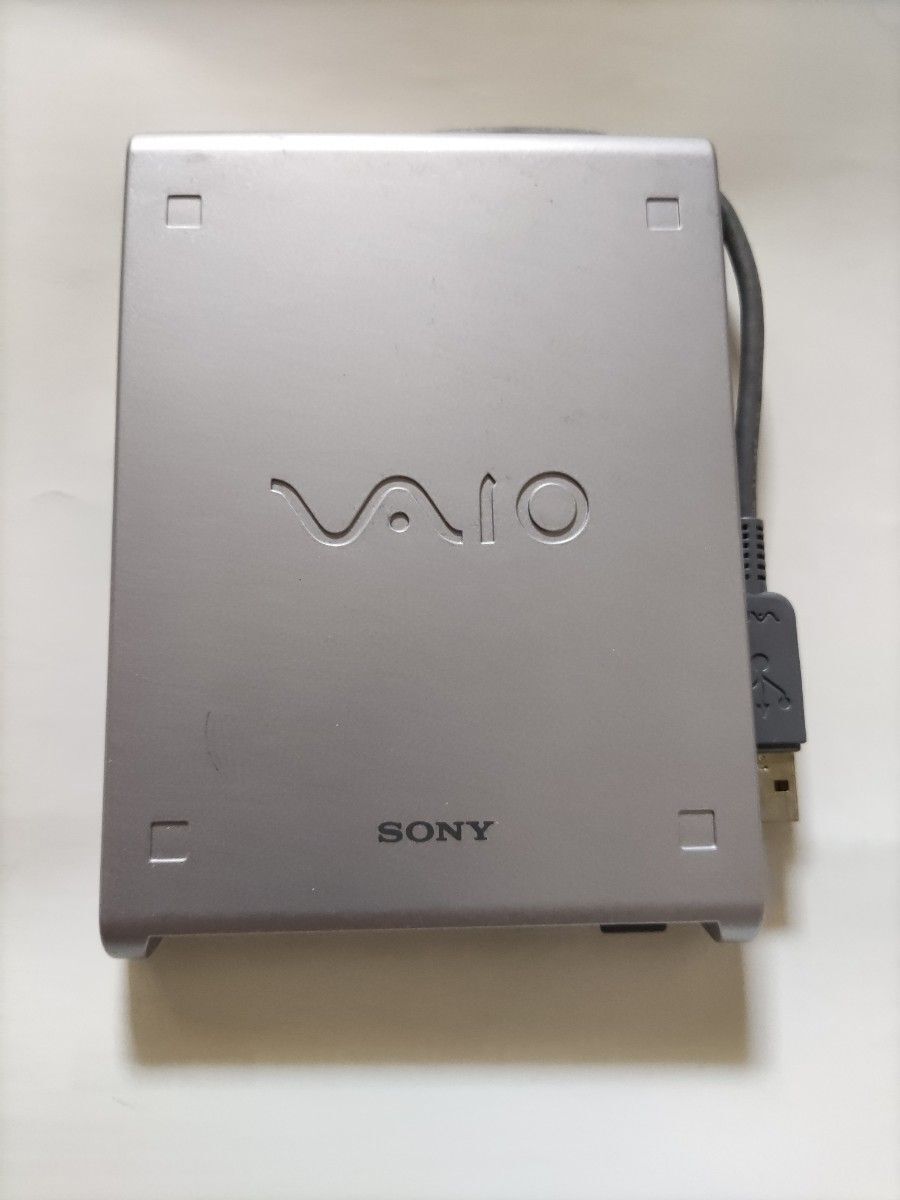 Sony PCGA-UFD5 VAIO Gray Portable 3.5 Inch Floppy Disk to USB Drive Used Japan