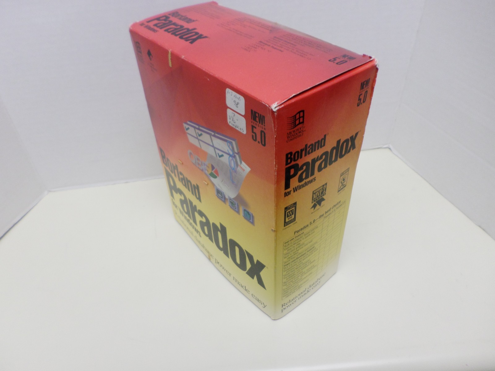 Borland Paradox 5.0 for Windows Manu (no disks)