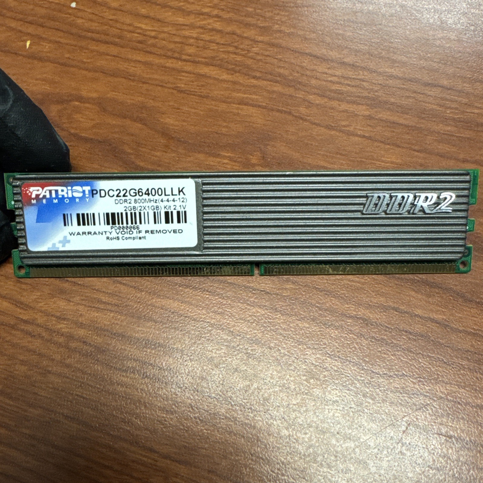 Patriot Memory PC2-6400 2GB DIMM 800 MHz DDR2 SDRAM Memory (PDC24G6400LLK)