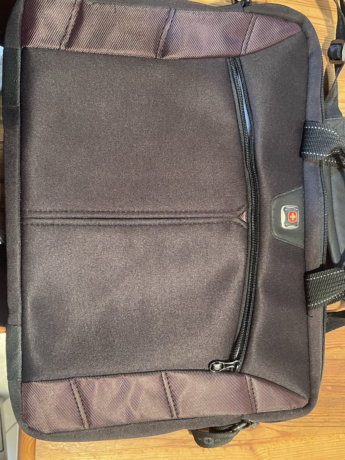 NOS Swissgear The Sherpa Computer Slimcase Model GA-7500-01