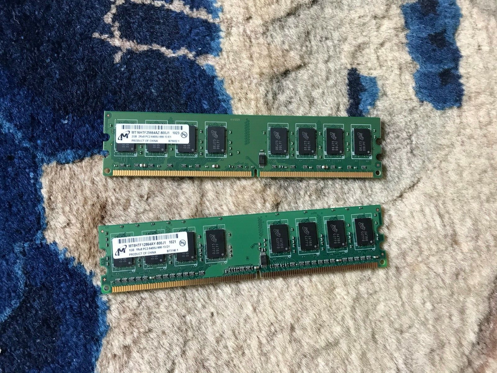 Micron 1GB PC2-6400 800MHz DDR2 RAM Desktop Memory - MT8HTF12864AY-800J1