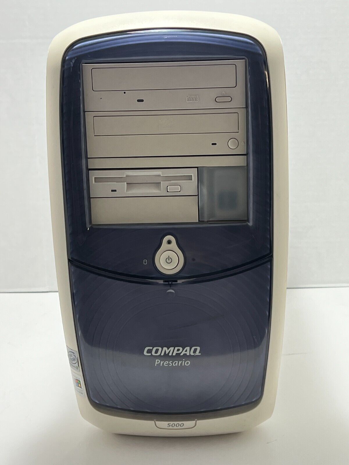 Compaq Presario 5000, Intel Pentium III, Windows ME, CD-RW, DVD-ROM, Floppy