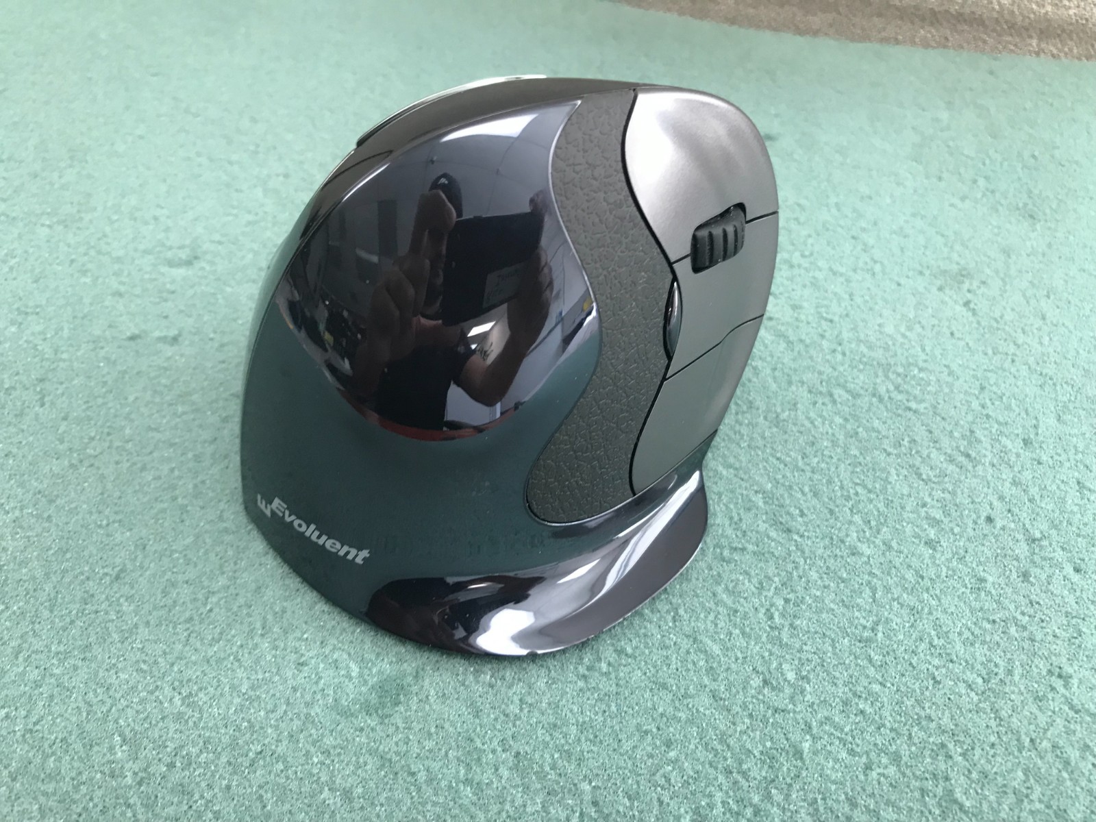 Evoluent VerticalMouse D Small Wireless Mouse VMDSW w/ Dongle  - O740