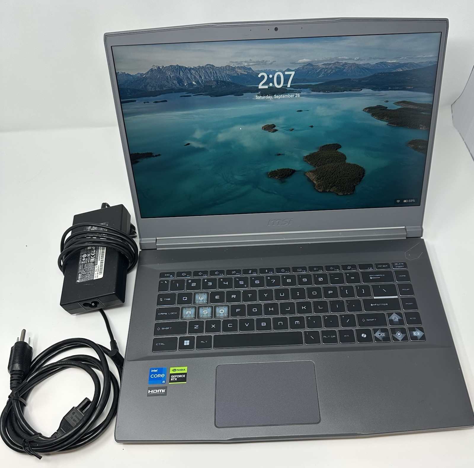 MSI Thin 15 B13VE-1451US 15.6" i5-13420H 16GB 512GB RTX 4050 Gaming