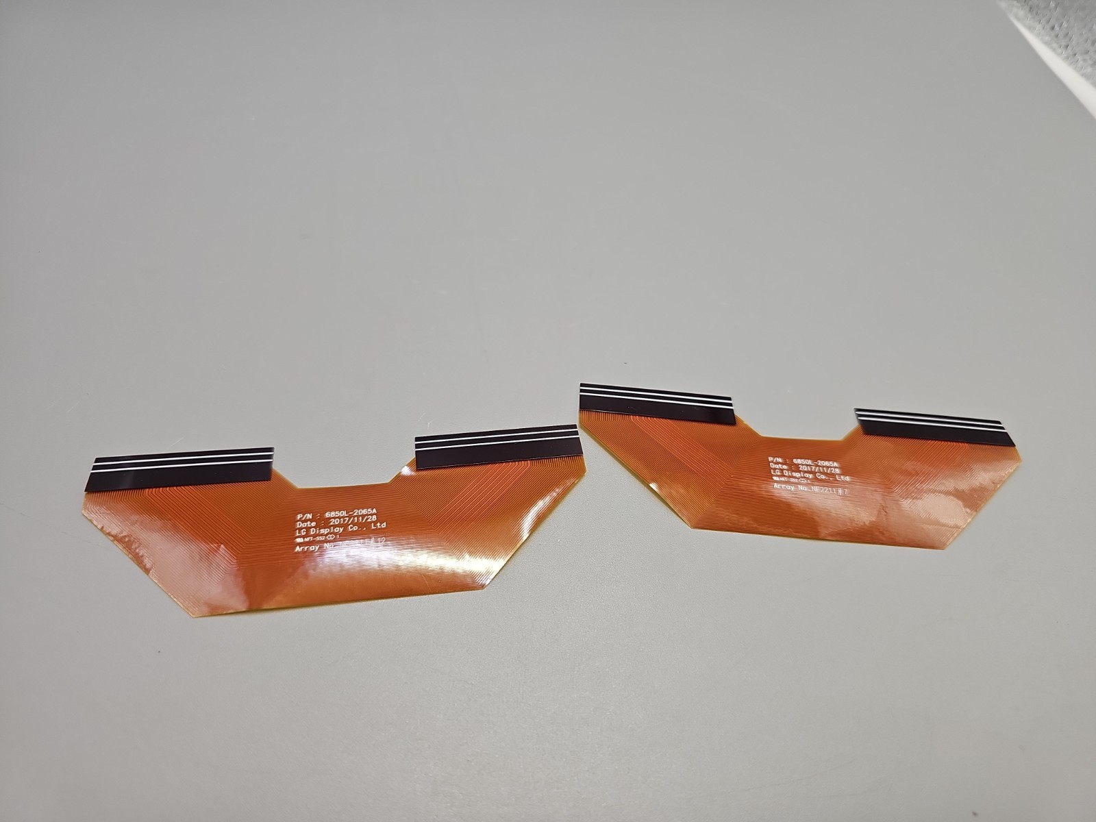 OEM LG 49WL95C-WG MONITOR PANEL CABLE CONNECTOR 6850L-2065A
