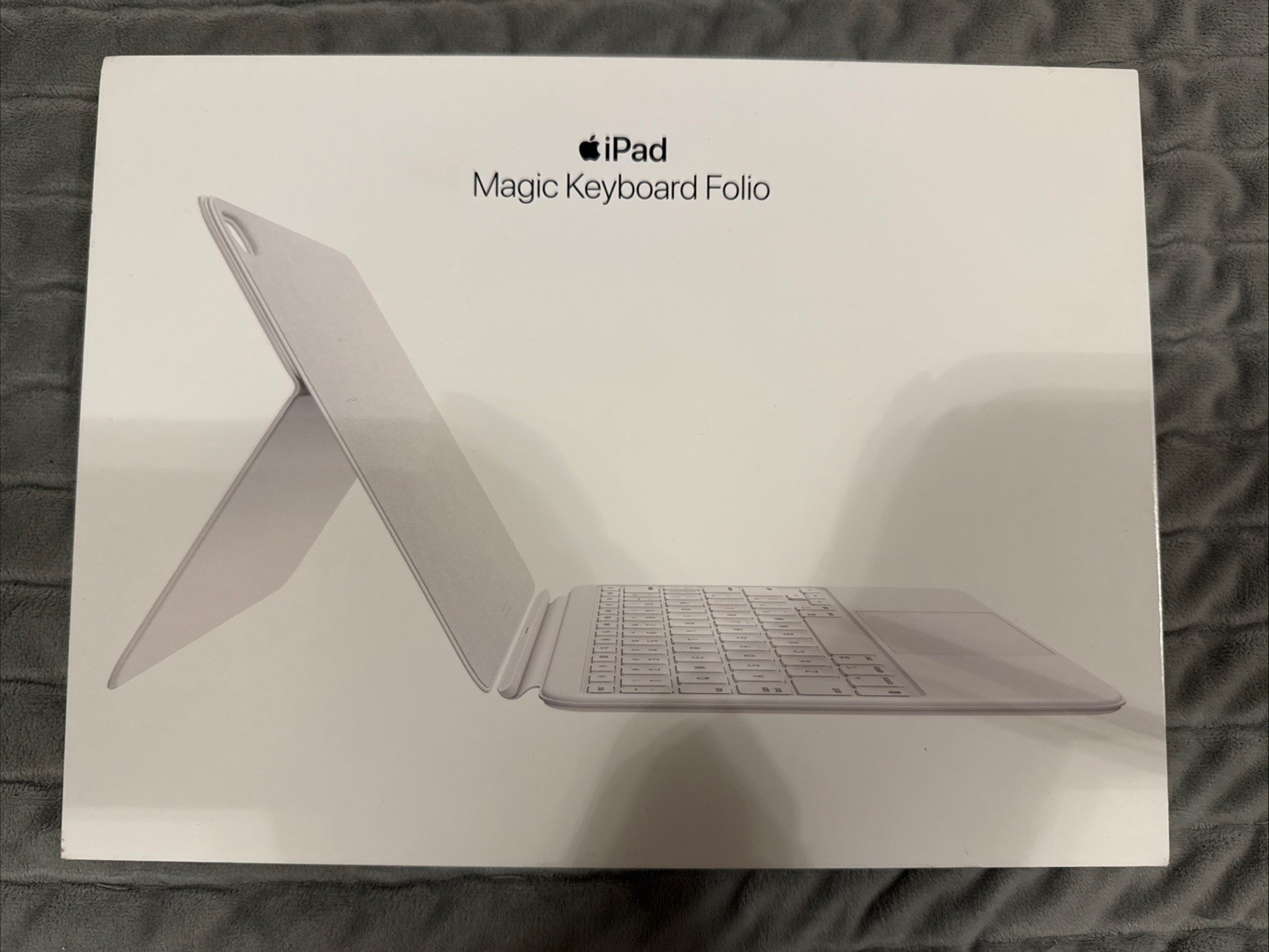 Apple iPad Magic Keyboard Folio White Keyboard Folio/Case for iPad