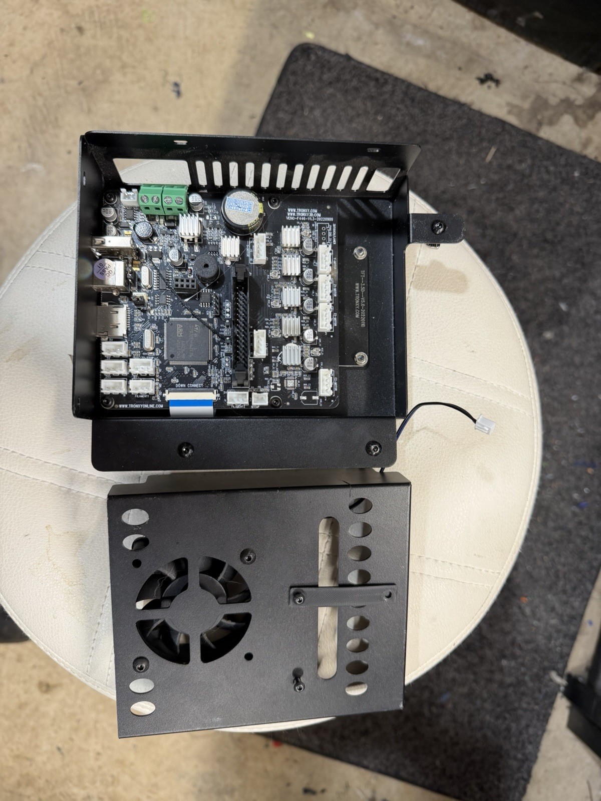 Tronxy VEHOO 600 Extruder, MBoard, Cable Chains & Ribbon Cables & Daughterboard