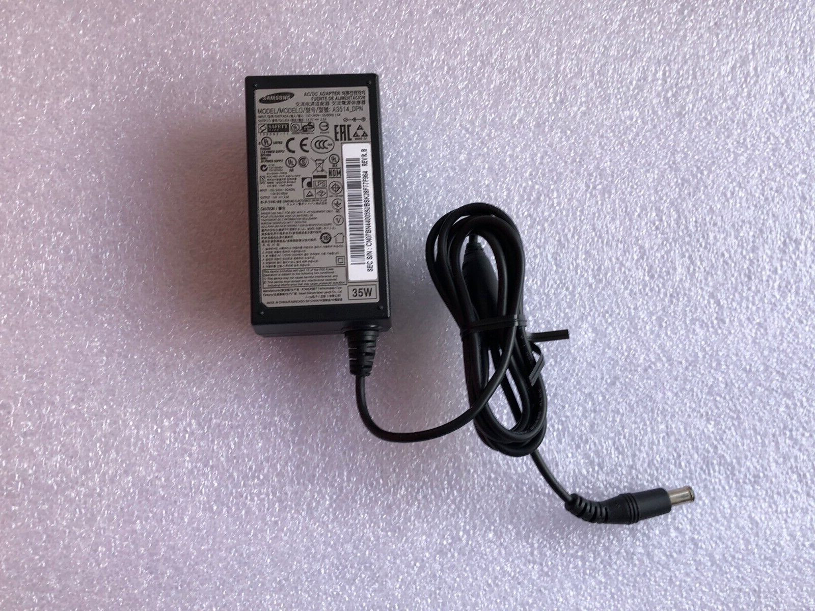 Genuine Samsung 35W AC Adapter A3514_DPN    14V   2.5A