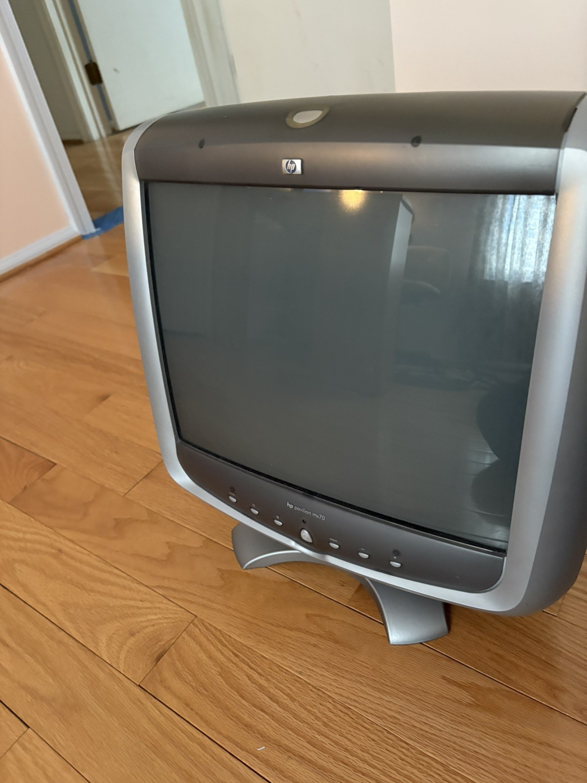HP Pavilion MX70  Monitor, pc doc, and keyboard Powers On