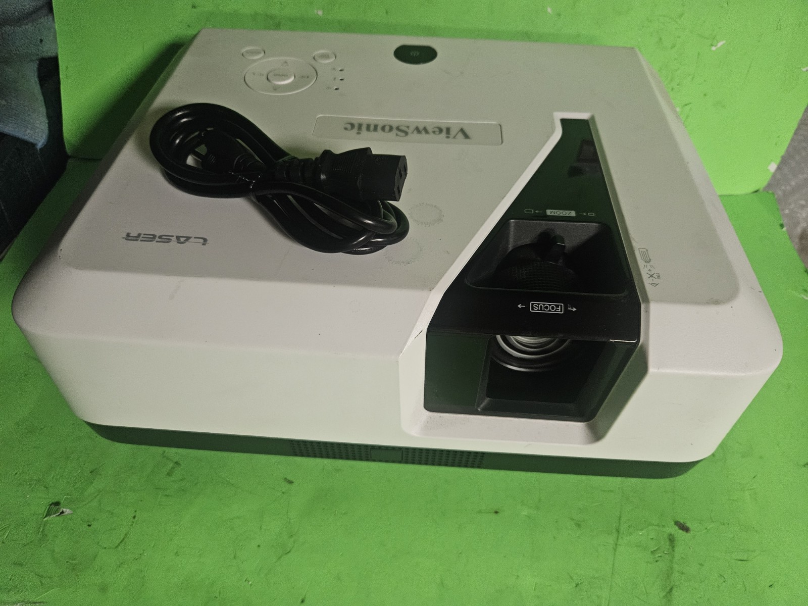 ViewSonic LS700HD Full HD Laser DLP Home Theatre Projector 3500 lumens