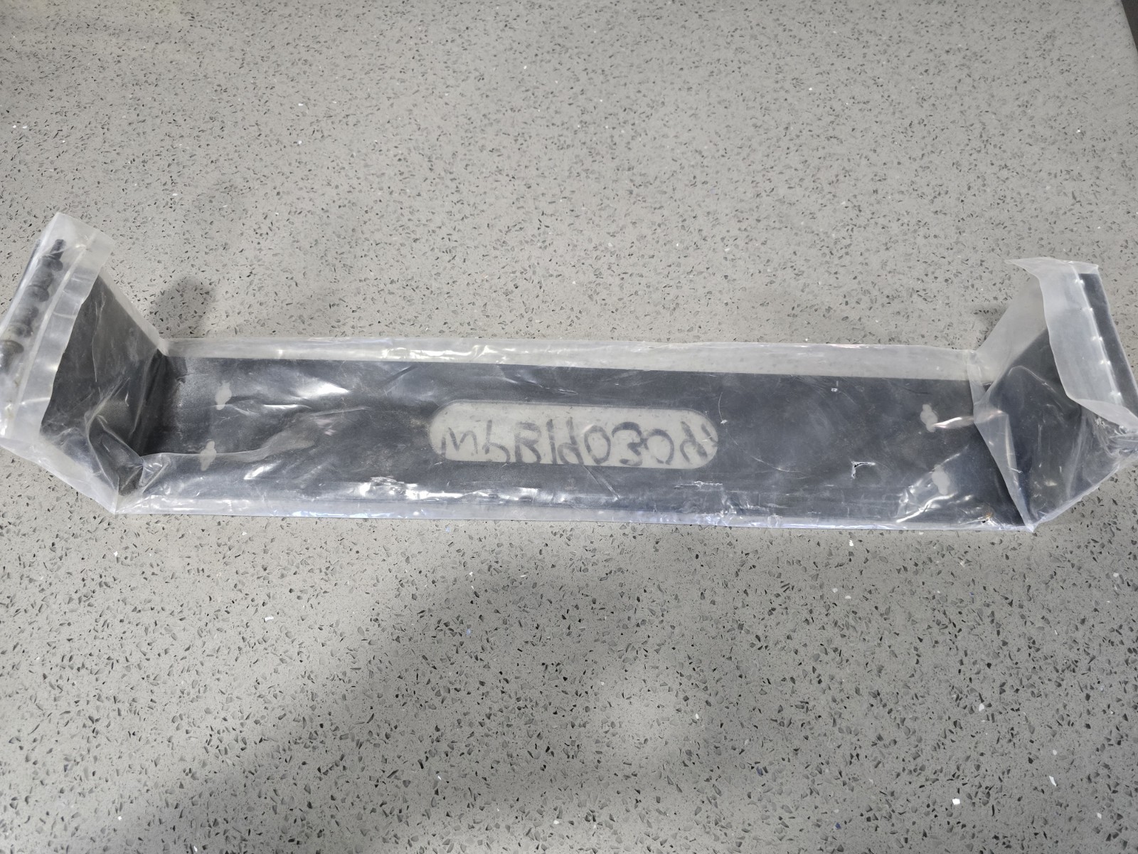 New ICC ICCMSHB2RS Mounting Bracket Wall Mount Hinged 3412492