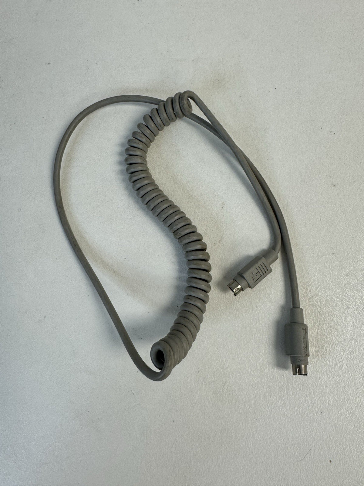 Vintage Apple Coiled Keyboard Cable 590-0361-B (4-pin) Approximately 3 Foot