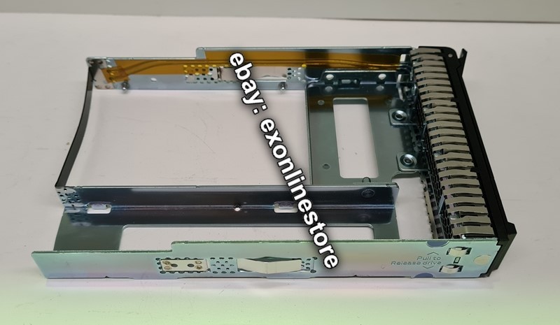 01PE535 - ThinkSystem 3.5" to 2.5" Hybrid tray (tool-less)