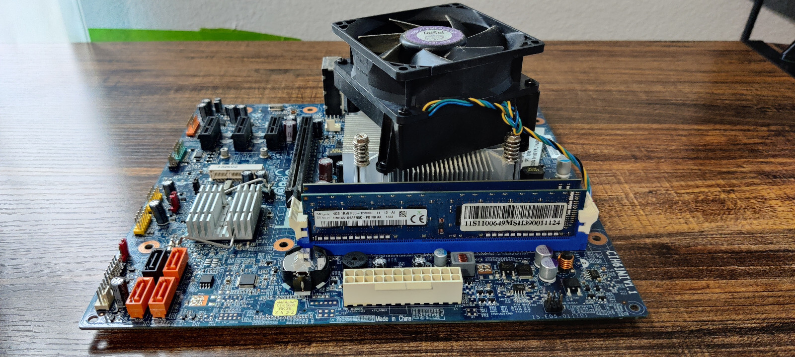 Lenovo Motherboard CIH61MI V1.1 90000964 w/ CPU Intel Core i3-3220, 6GB DDR3