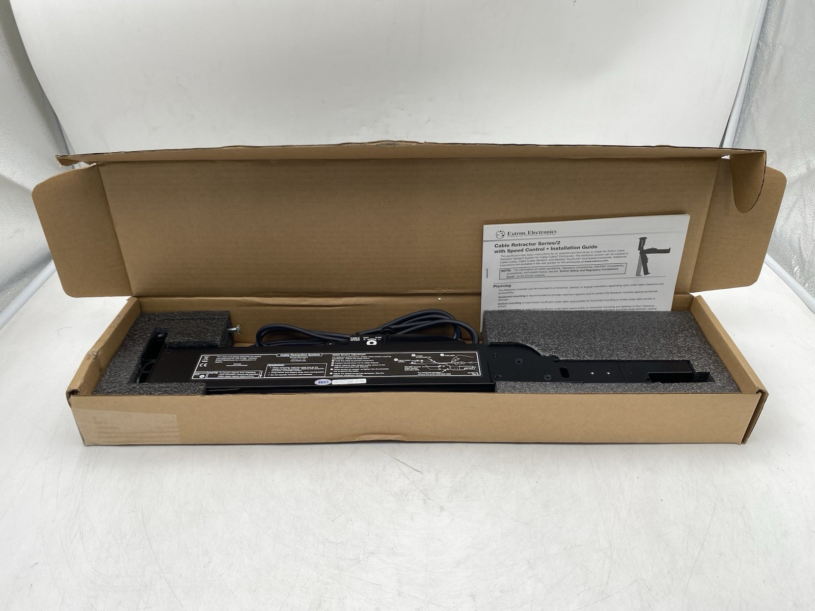 Extron Retractor HDMI Cable Retraction System 70-1065-04