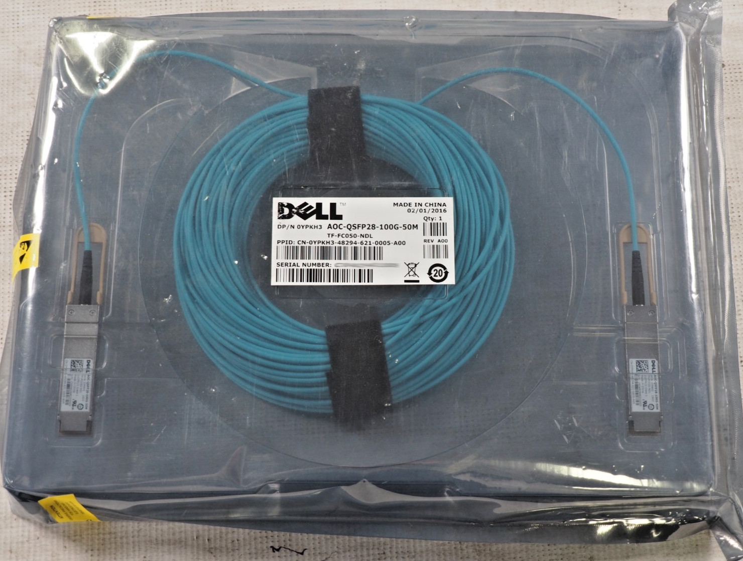 DELL YPKH3 AOC-QSFP28-100G-50M 100GbE QSFP28 50 Meter Active Optical Cable