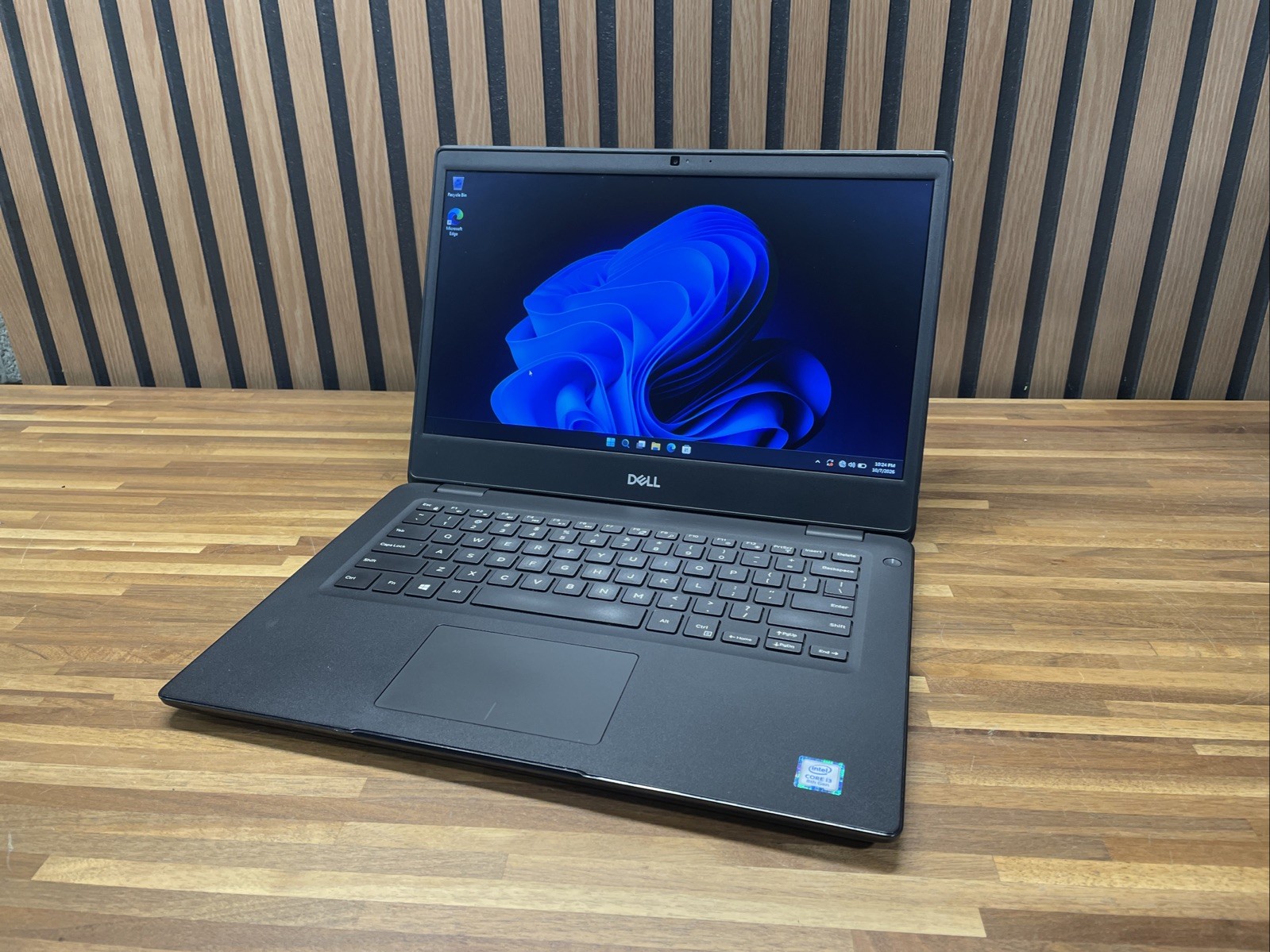 Dell Latitude 3400 13.9" i3-8145U 8GB 128GB NVMe Intel UHD 620 Laptop