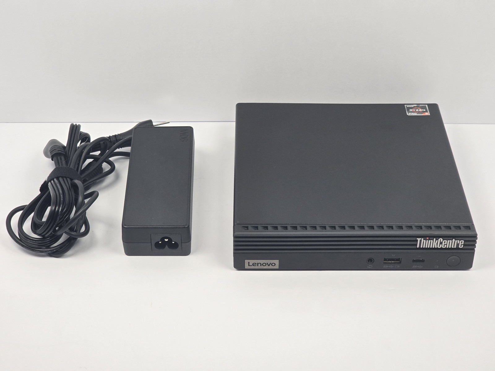 Lenovo ThinkCentre M75q Gen 2 Tiny Ryzen 5 PRO 4650GE 16GB 256GB SSD Win 11 Pro