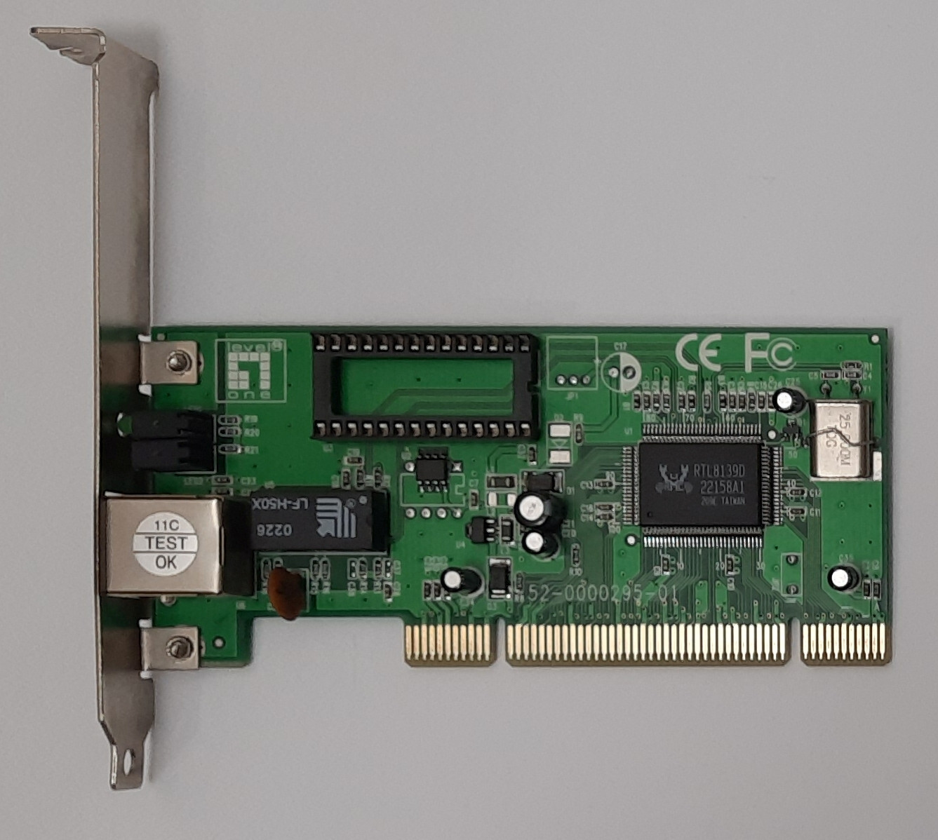 Level One FNC-0109TX PCI Network Card (RJ45, Realtek RTL8139D, Retro, 2002)