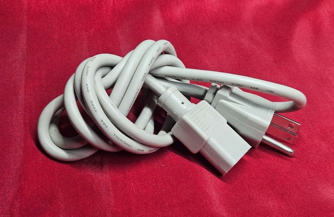 Longwell LS-13, 10-Amp/125-Volt Power Supply Cable White E55349, 6Ft