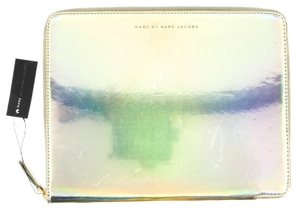 MARC BY MARC JACOBS Pale Gold Holographic Techno iPad Book 134534