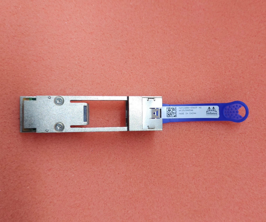 MAM1Q00A-QSA28 Mellanox QSA28 QSFP28 to SFP28 100G to 25G Adapter