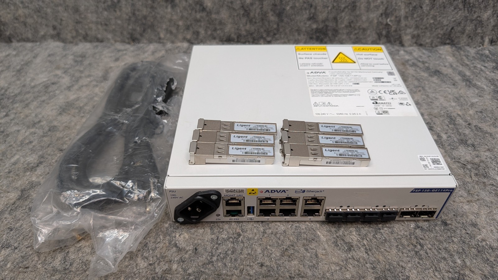 ADVA FSP 150-GE114PRO Network Carrier Switch 1078904720-01 + 6 x Adtran SFP NEW
